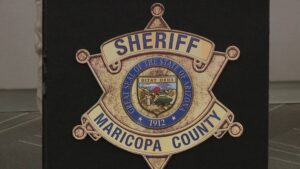 Man arrested after lighting mobile home on fire and throwing rocks, deputies say